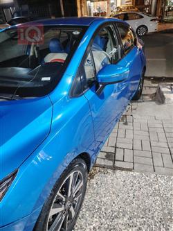 نيسان فيرسا